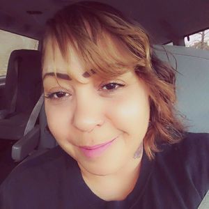 Meet your Posher, Laurie